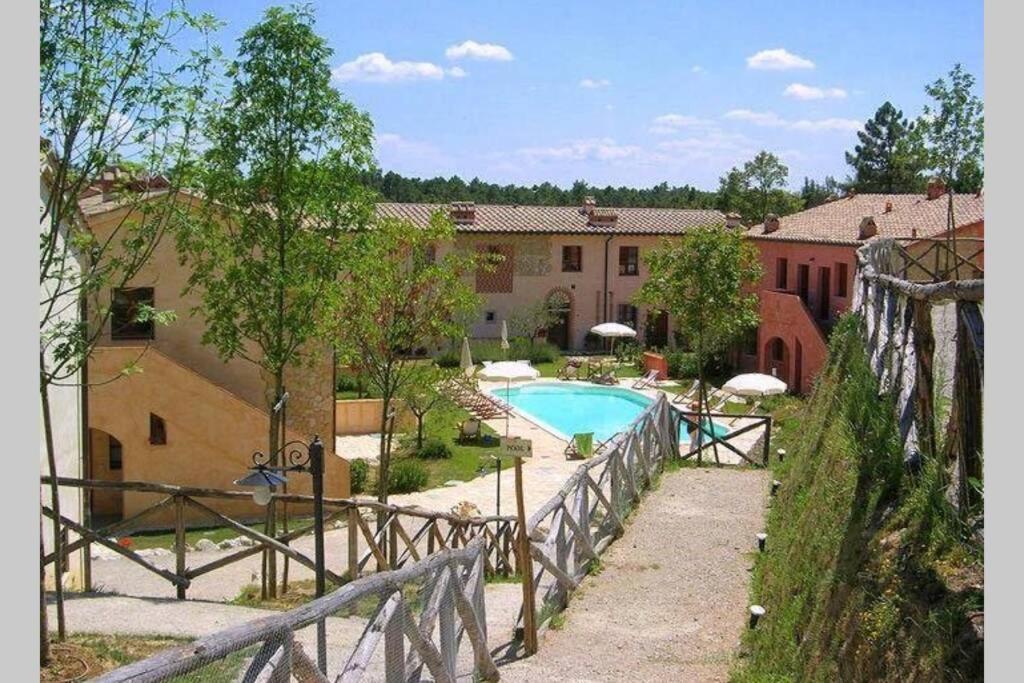 Casa Vacanze Nel Cuore Della Toscana Castagno  ภายนอก รูปภาพ